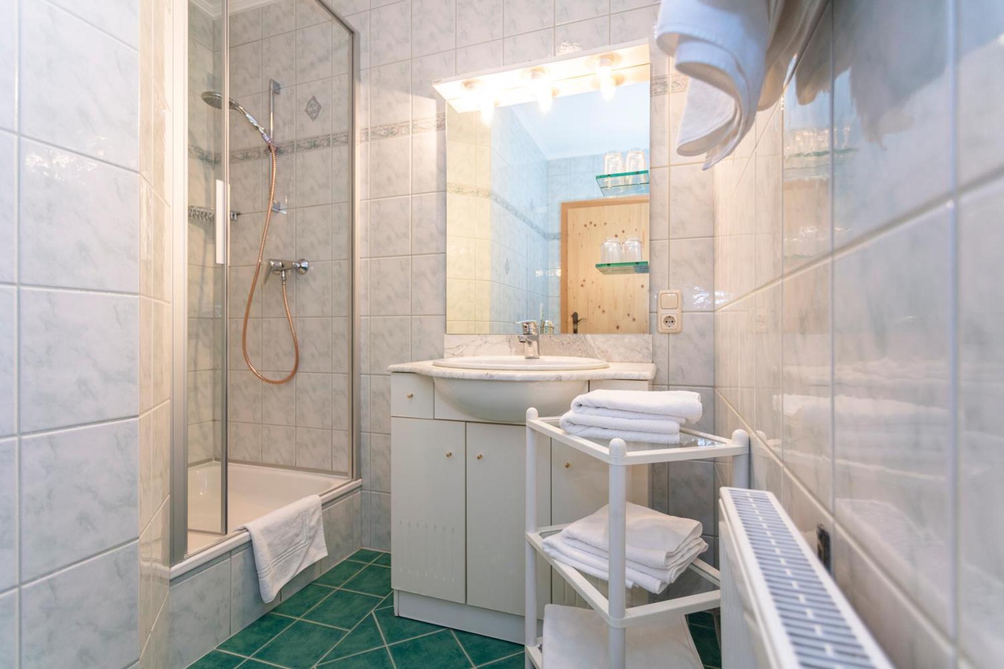 Tischlerwirt Hotel Uttendorf Kültér fotó