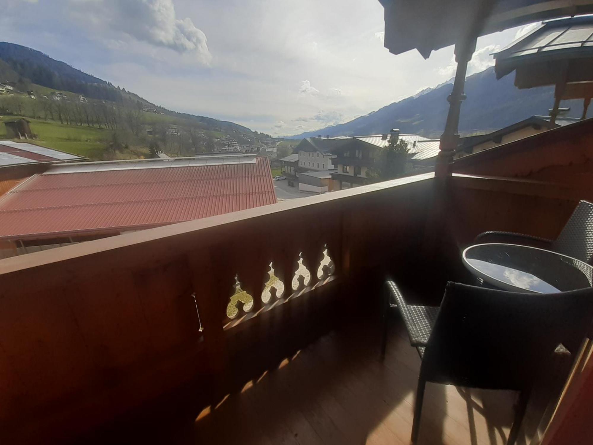 Tischlerwirt Hotel Uttendorf Kültér fotó