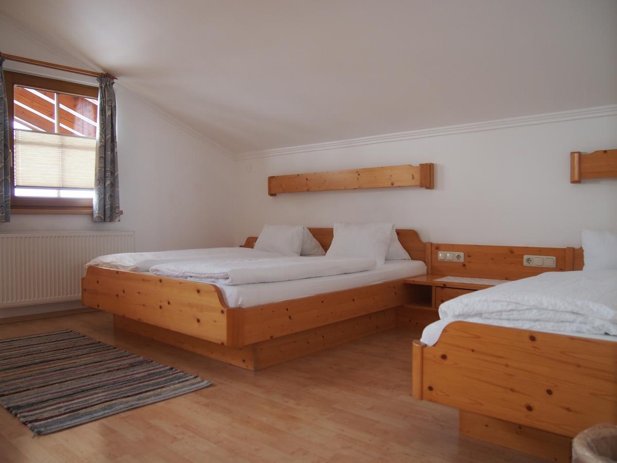 Tischlerwirt Hotel Uttendorf Kültér fotó